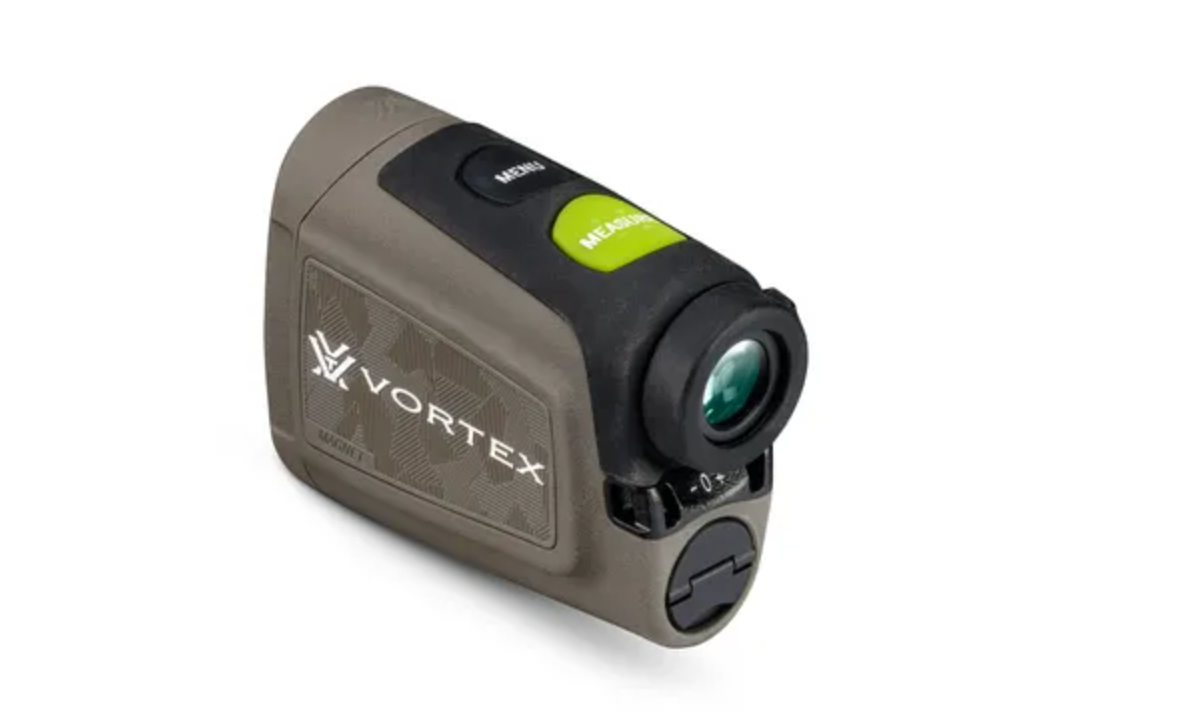 BLADE GOLF LASER RANGEFINDER